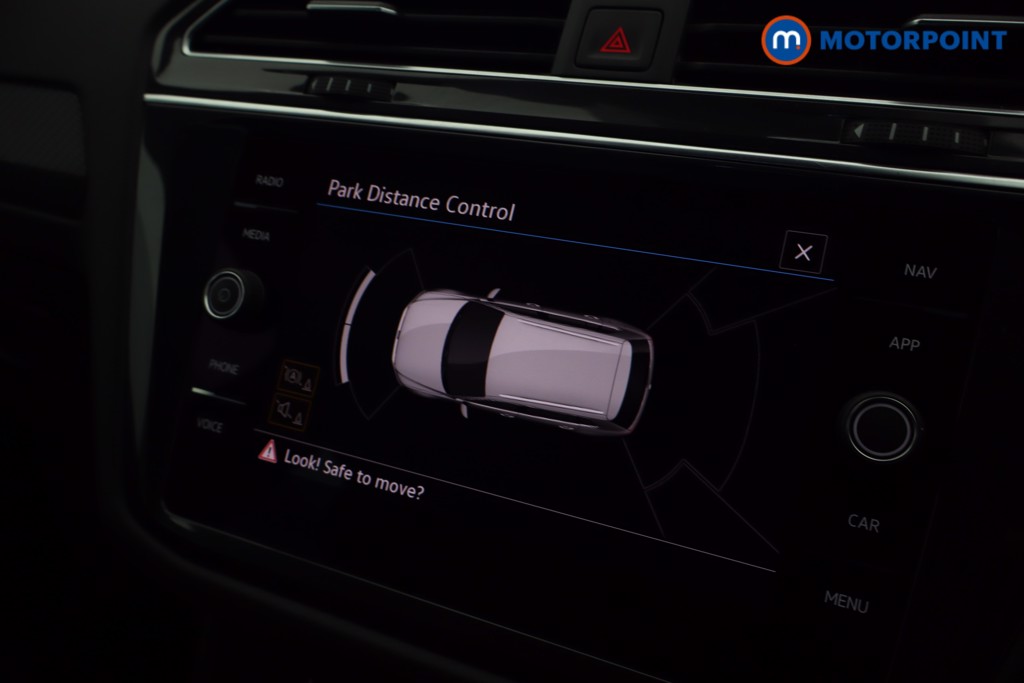 Volkswagen Tiguan R-Line Automatic Petrol SUV - Stock Number (1690116) - 14th supplementary image