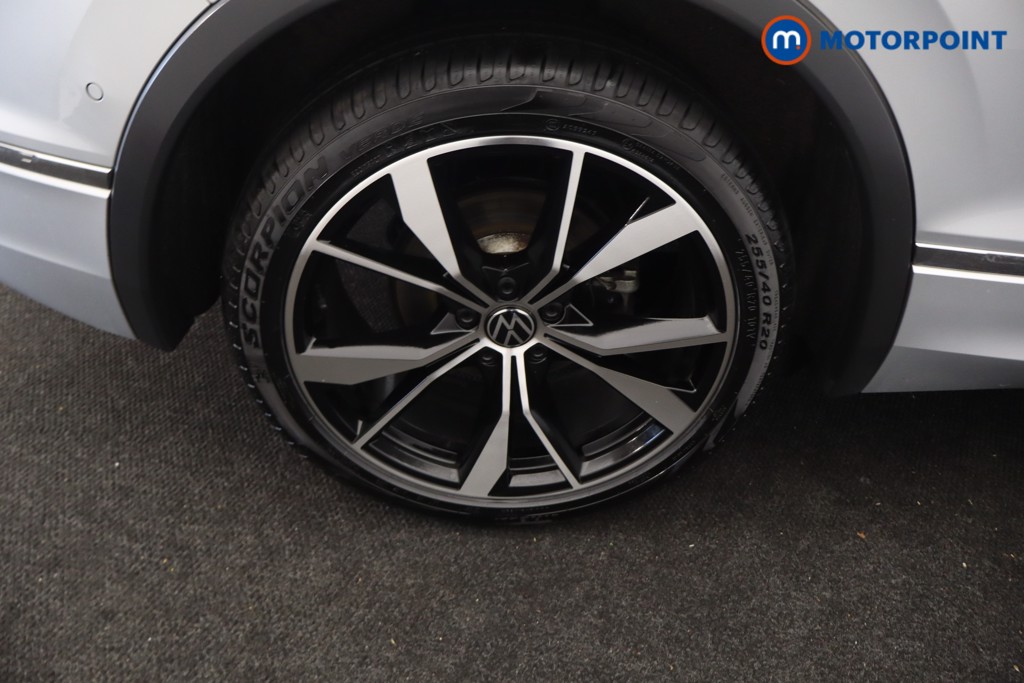 Volkswagen Tiguan R-Line Automatic Petrol SUV - Stock Number (1690116) - 33rd supplementary image