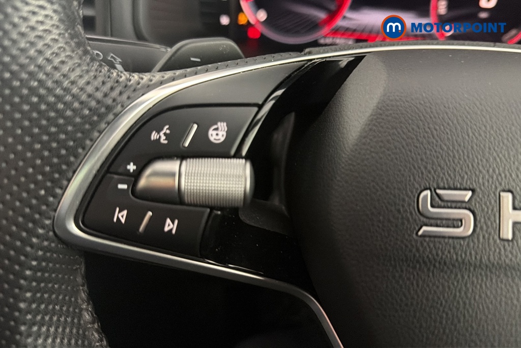 Skoda Karoq Sportline Edition Automatic Petrol SUV - Stock Number (1690899) - 4th supplementary image