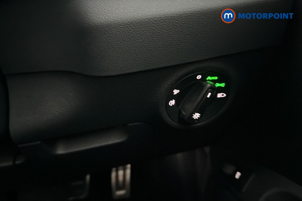 Skoda Karoq Sportline Edition Automatic Petrol SUV - Stock Number (1690899) - 11th supplementary image