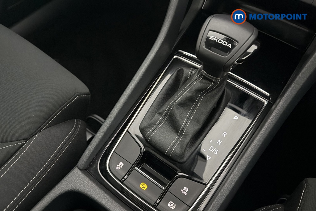 Skoda Karoq Sportline Edition Automatic Petrol SUV - Stock Number (1690899) - 15th supplementary image