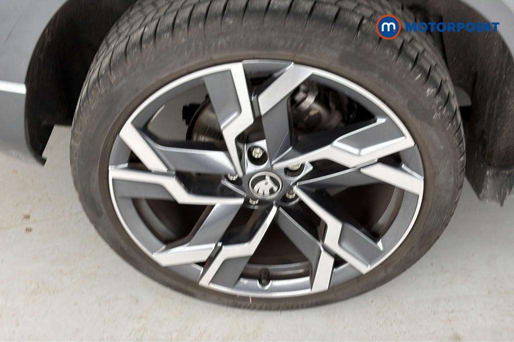 Skoda Karoq Sportline Edition Automatic Petrol SUV - Stock Number (1690899) - 46th supplementary image