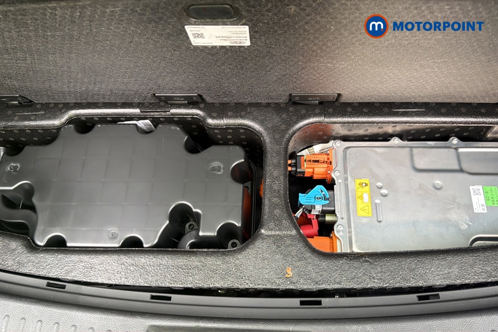 Chery Tiggo 8 Summit Automatic Petrol Plug-In Hybrid SUV - Stock Number (1691779) - 33rd supplementary image