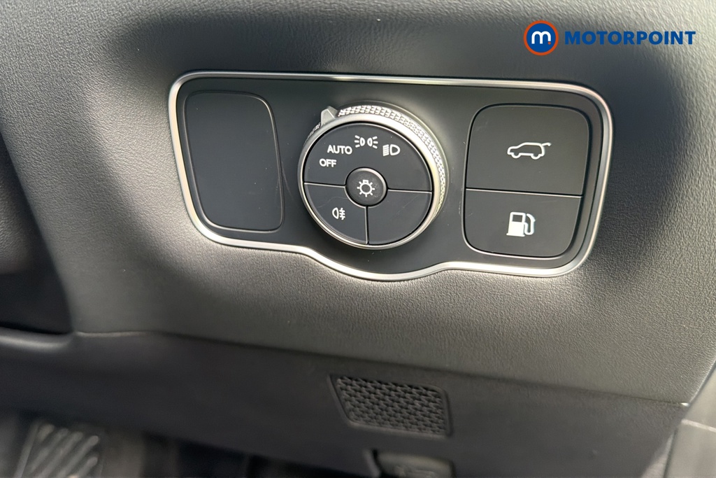 Chery Tiggo 8 Summit Automatic Petrol Plug-In Hybrid SUV - Stock Number (1691841) - 11th supplementary image