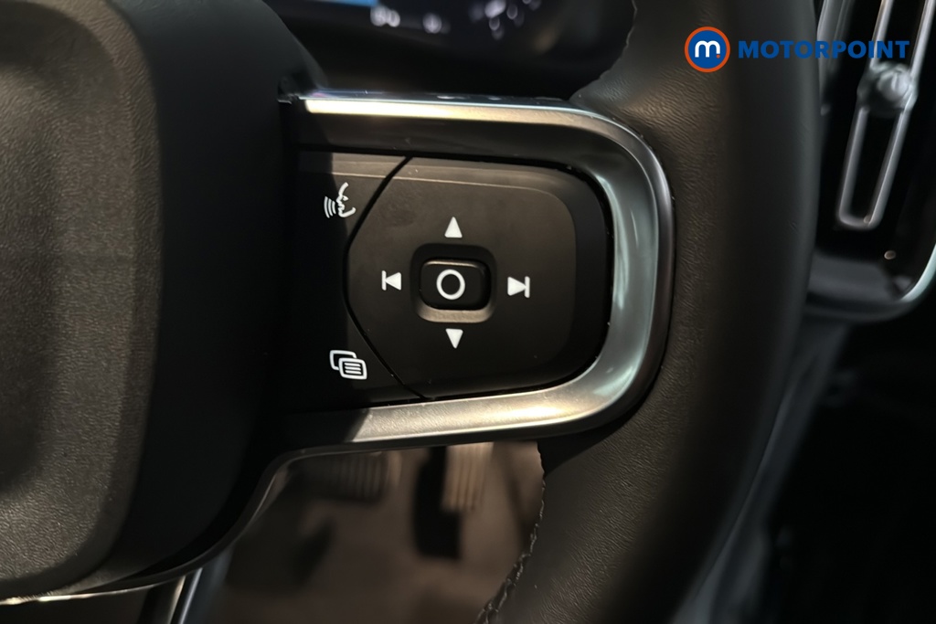 Volvo Xc40 Plus Black Edition Automatic Petrol SUV - Stock Number (1691965) - 3rd supplementary image