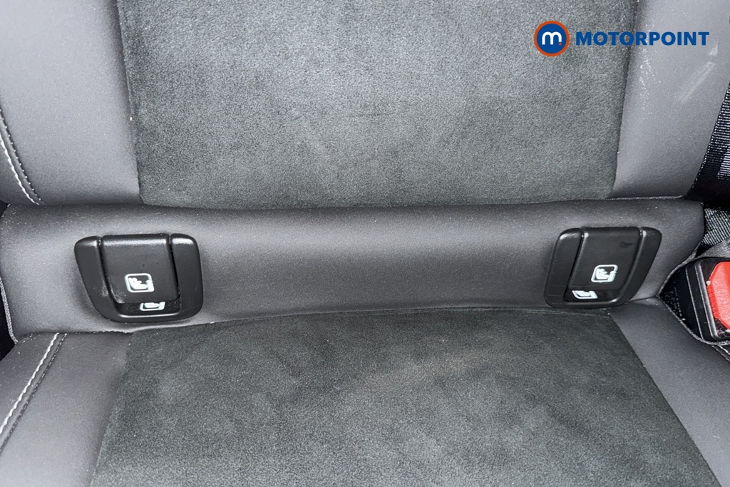 Volvo Xc40 Plus Black Edition Automatic Petrol SUV - Stock Number (1691965) - 27th supplementary image