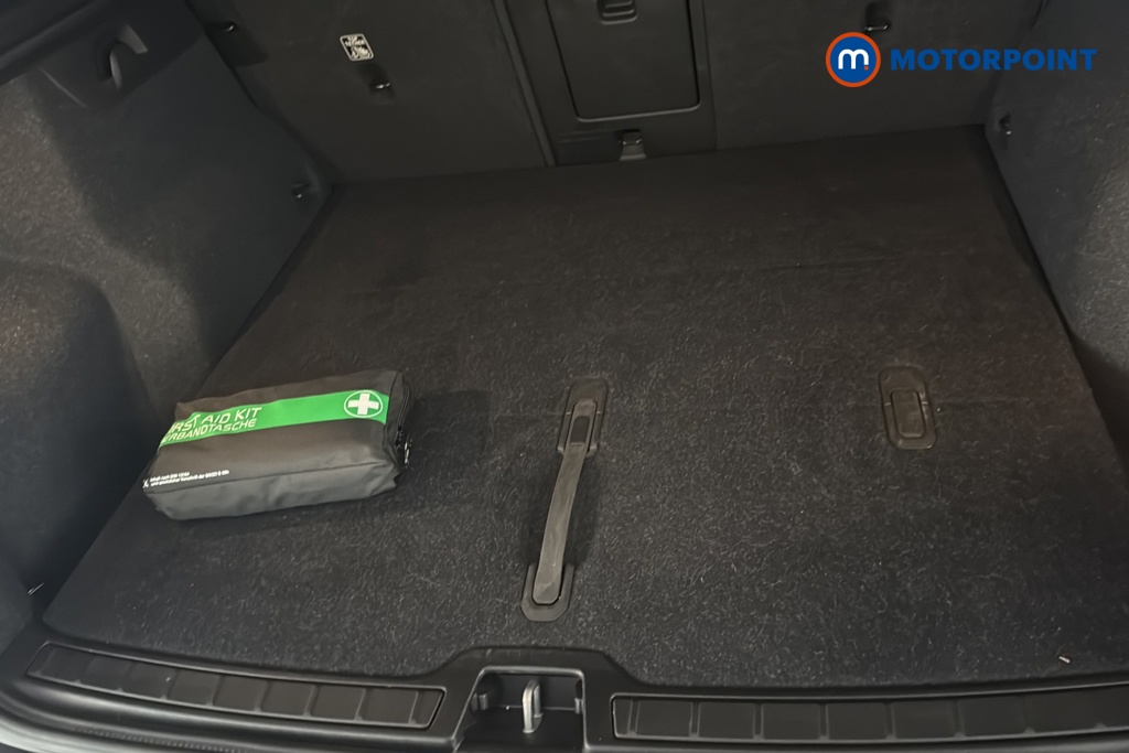 Volvo Xc40 Plus Black Edition Automatic Petrol SUV - Stock Number (1691965) - 30th supplementary image