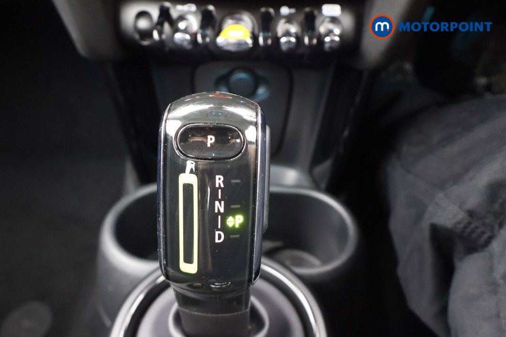 Mini Hatchback Cooper S Level 1 Automatic Electric Hatchback - Stock Number (1692106) - 9th supplementary image