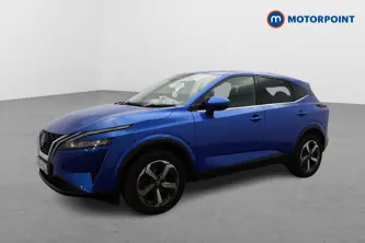 Nissan Qashqai N-Connecta Manual Petrol SUV - Stock Number (1692240) - Passenger side front corner