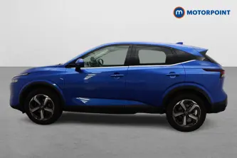 Nissan Qashqai N-Connecta Manual Petrol SUV - Stock Number (1692240) - Passenger side
