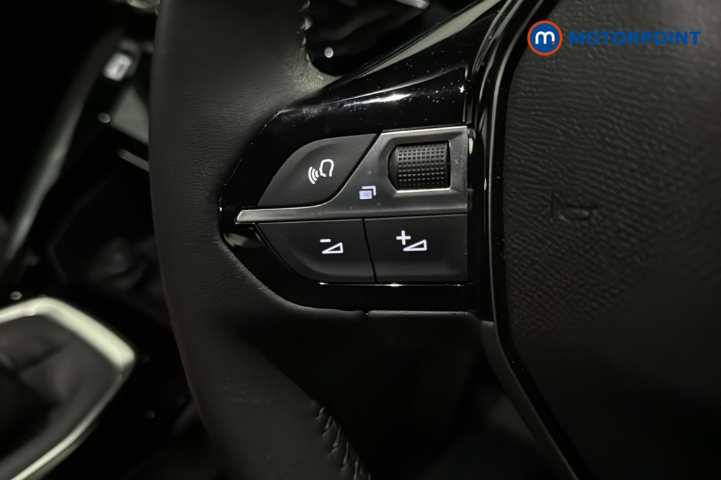 Peugeot 2008 Allure Manual Petrol SUV - Stock Number (1692267) - 4th supplementary image