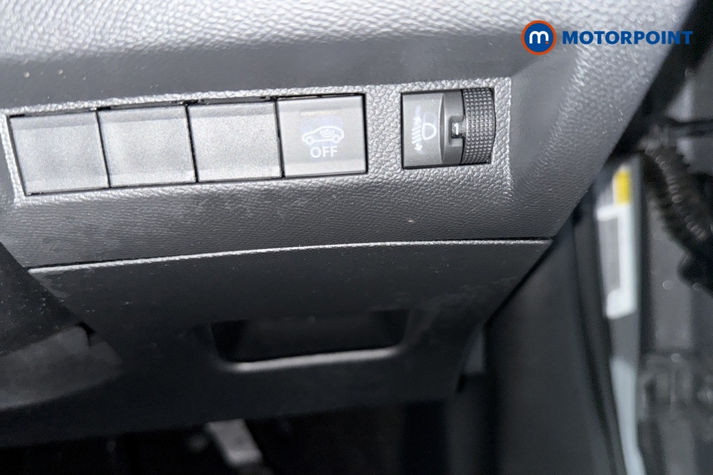 Peugeot 2008 Allure Manual Petrol SUV - Stock Number (1692267) - 11th supplementary image
