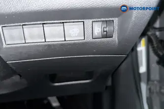 Peugeot 2008 Allure Manual Petrol SUV - Stock Number (1692267) - 11th supplementary image