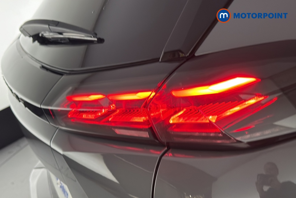 Peugeot 2008 Allure Manual Petrol SUV - Stock Number (1692267) - 36th supplementary image