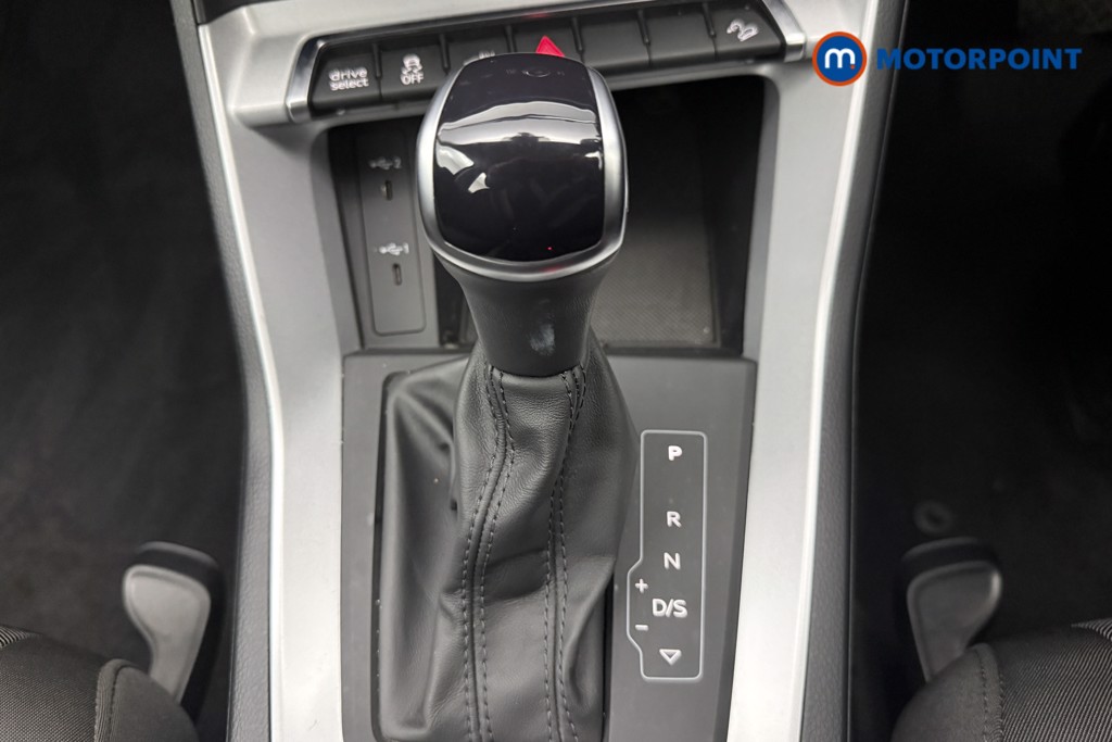 Audi Q3 Technik Automatic Petrol Plug-In Hybrid SUV - Stock Number (1692398) - 6th supplementary image