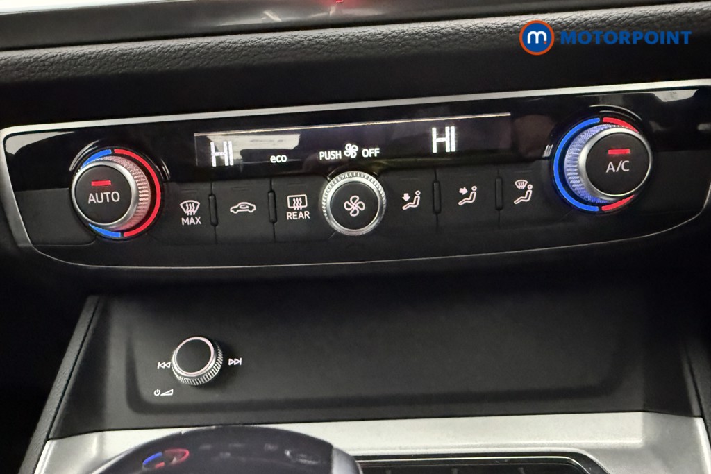 Audi Q3 Technik Automatic Petrol Plug-In Hybrid SUV - Stock Number (1692398) - 15th supplementary image