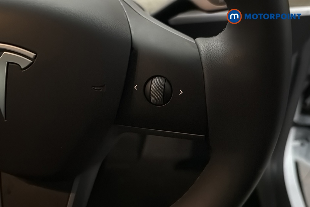 Tesla Model Y Long Range Automatic Electric SUV - Stock Number (1692419) - 3rd supplementary image
