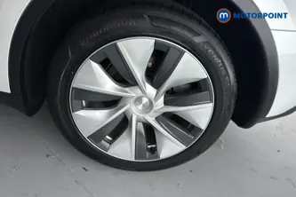 Tesla Model Y Long Range Automatic Electric SUV - Stock Number (1692419) - 45th supplementary image