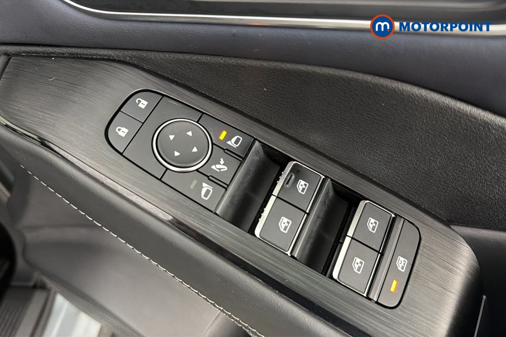 Nissan Qashqai Tekna-Plus Automatic Petrol-Electric Hybrid SUV - Stock Number (1692514) - 19th supplementary image