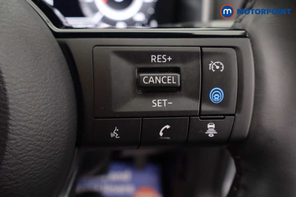 Nissan Qashqai N-Connecta Automatic Petrol-Electric Hybrid SUV - Stock Number (1692518) - 4th supplementary image