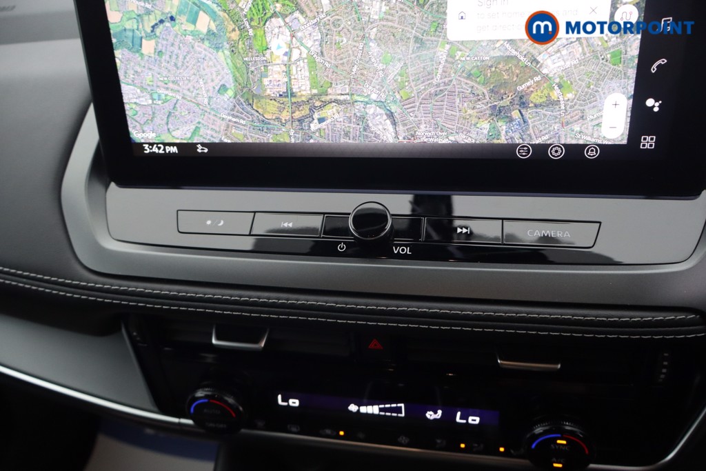Nissan Qashqai N-Connecta Automatic Petrol-Electric Hybrid SUV - Stock Number (1692518) - 7th supplementary image
