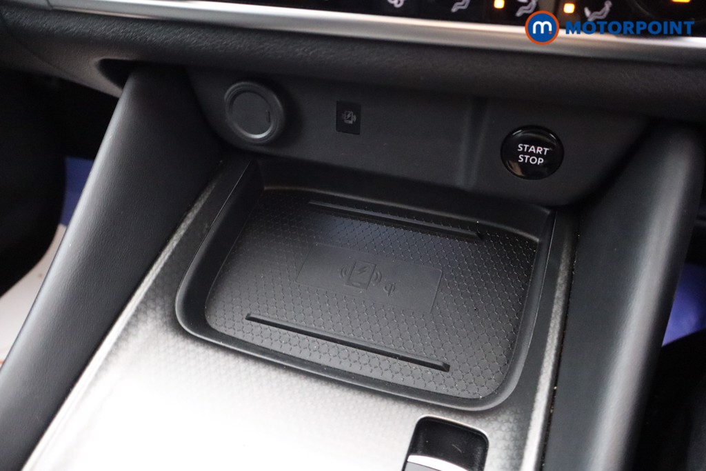 Nissan Qashqai N-Connecta Automatic Petrol-Electric Hybrid SUV - Stock Number (1692518) - 9th supplementary image