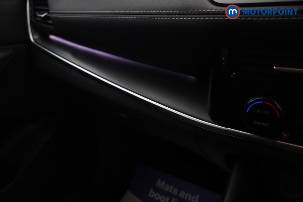 Nissan Qashqai N-Connecta Automatic Petrol-Electric Hybrid SUV - Stock Number (1692518) - 16th supplementary image