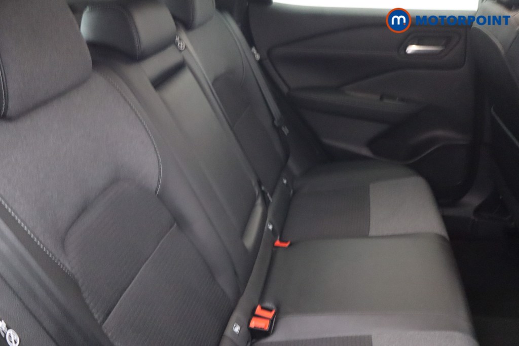 Nissan Qashqai N-Connecta Automatic Petrol-Electric Hybrid SUV - Stock Number (1692518) - 27th supplementary image