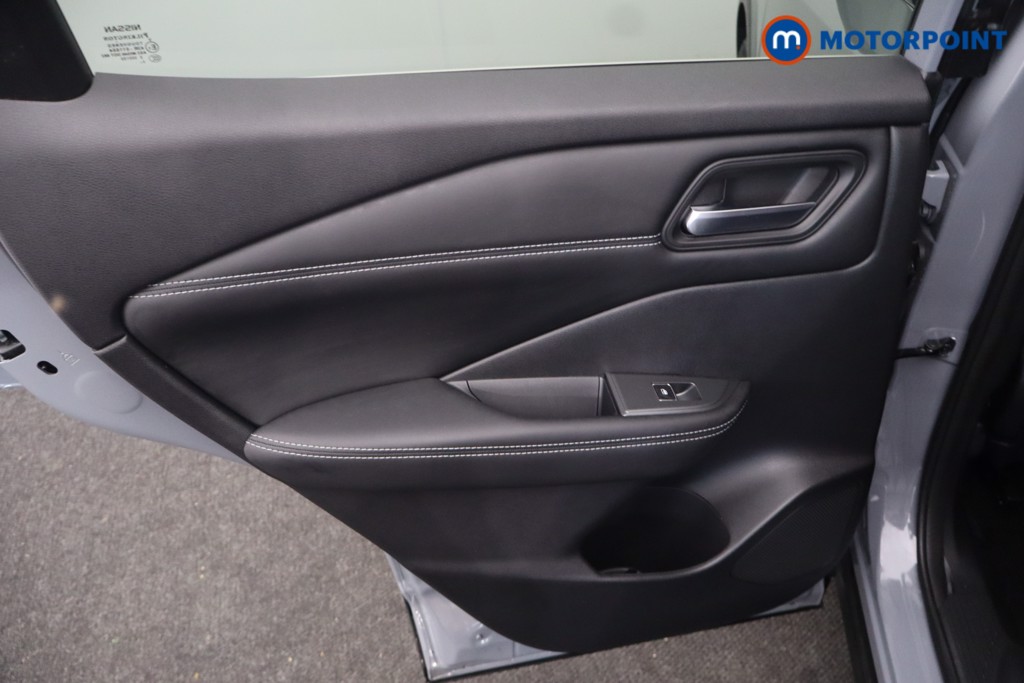 Nissan Qashqai N-Connecta Automatic Petrol-Electric Hybrid SUV - Stock Number (1692518) - 29th supplementary image