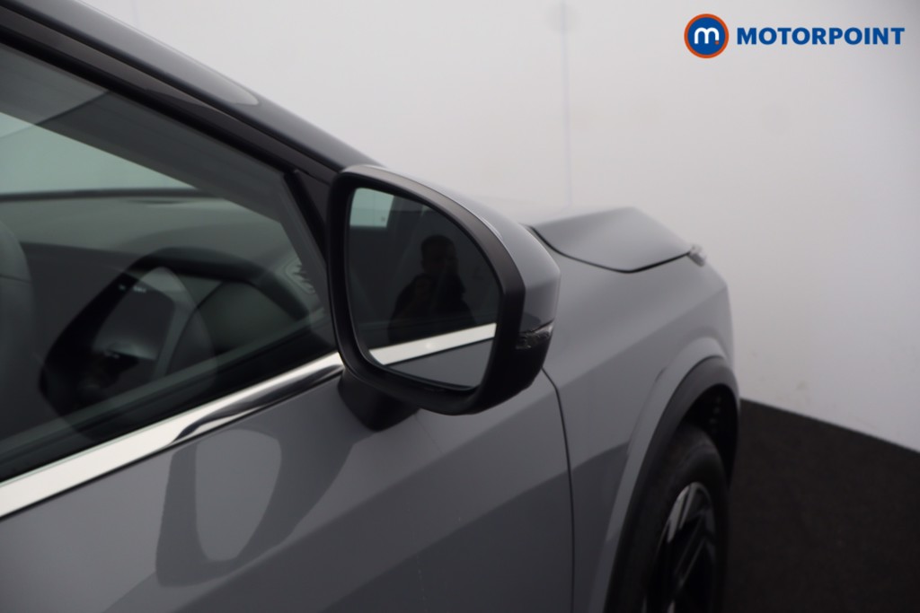 Nissan Qashqai N-Connecta Automatic Petrol-Electric Hybrid SUV - Stock Number (1692518) - 37th supplementary image
