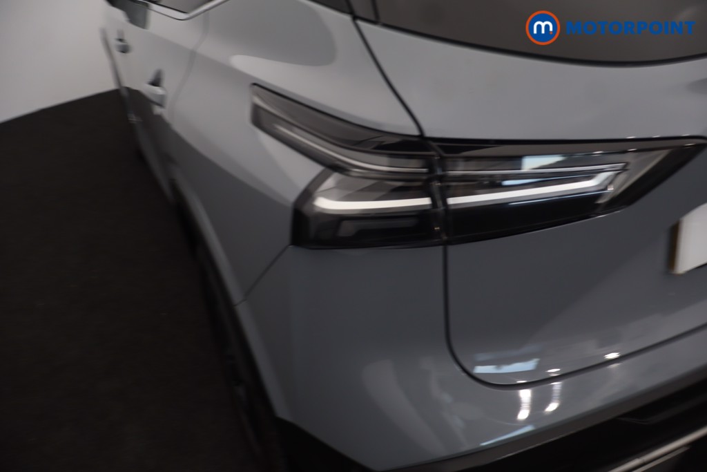 Nissan Qashqai N-Connecta Automatic Petrol-Electric Hybrid SUV - Stock Number (1692518) - 43rd supplementary image