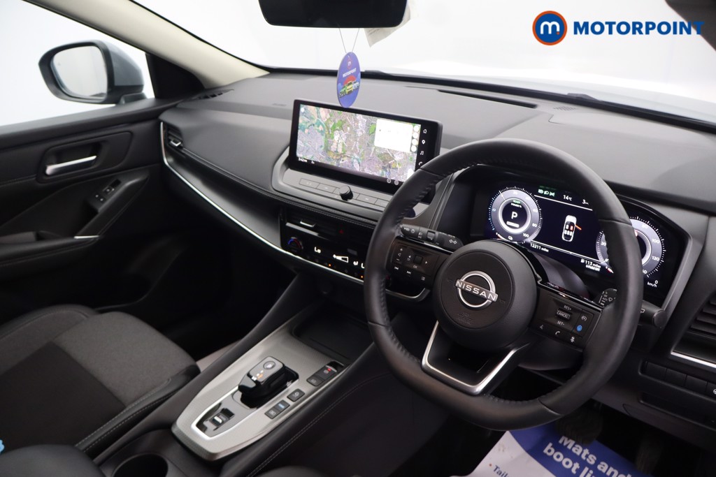 Nissan Qashqai N-Connecta Automatic Petrol-Electric Hybrid SUV - Stock Number (1692518) - 1st supplementary image