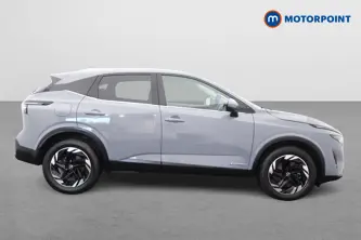 Nissan Qashqai N-Connecta Automatic Petrol-Electric Hybrid SUV - Stock Number (1692518) - Drivers side