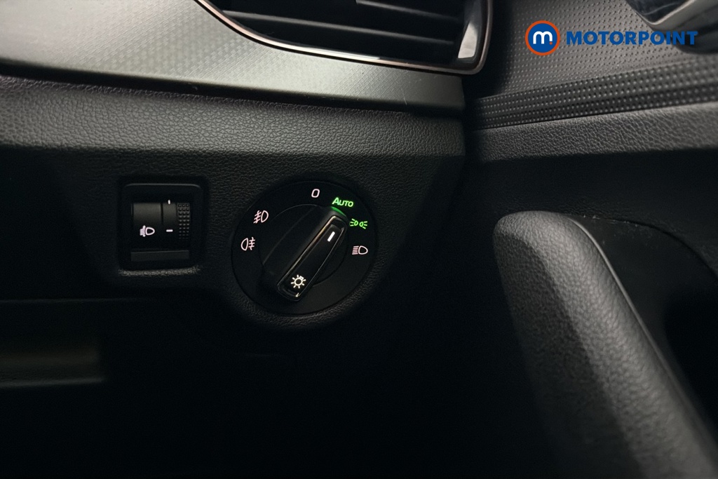 Skoda Scala Se L Manual Petrol Hatchback - Stock Number (1692593) - 11th supplementary image
