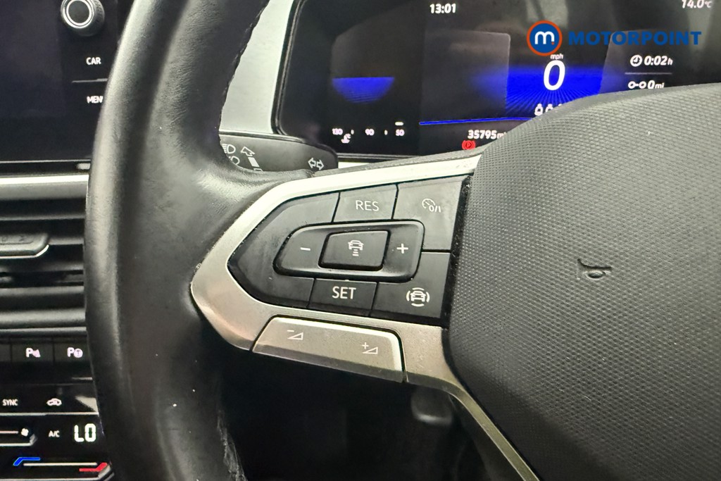 Volkswagen T-Roc Life Manual Petrol SUV - Stock Number (1692791) - 9th supplementary image