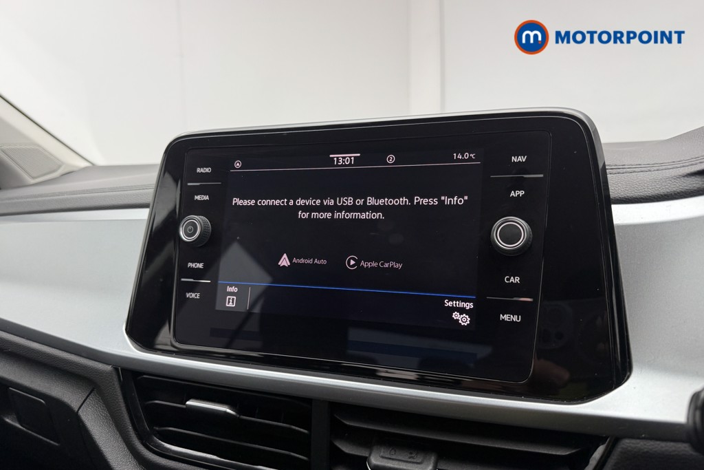 Volkswagen T-Roc Life Manual Petrol SUV - Stock Number (1692791) - 13th supplementary image