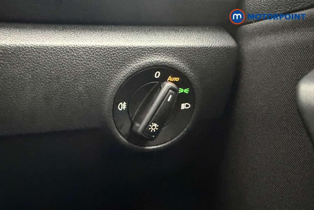 Volkswagen T-Roc Life Manual Petrol SUV - Stock Number (1692791) - 18th supplementary image