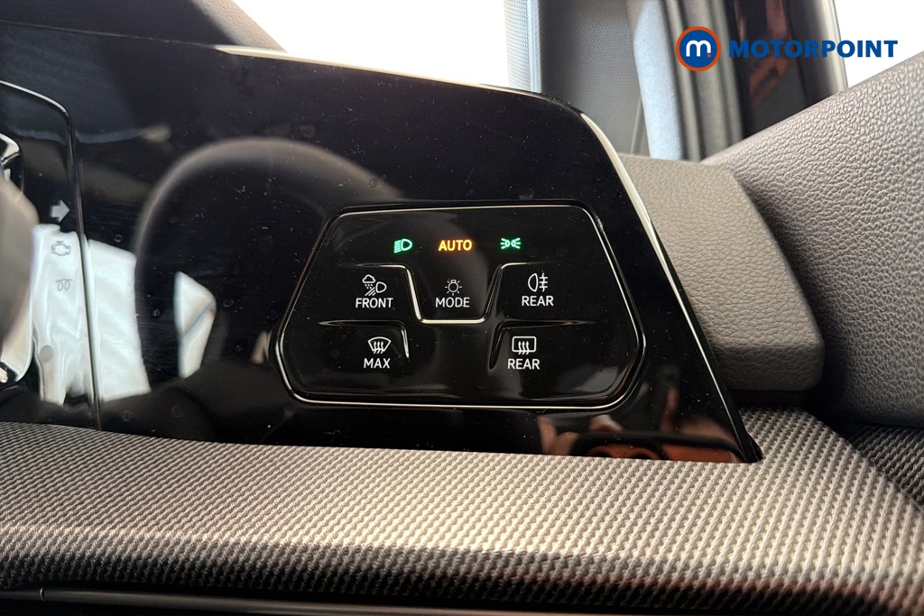 Volkswagen Golf Black Edition Automatic Petrol Hatchback - Stock Number (1692856) - 11th supplementary image