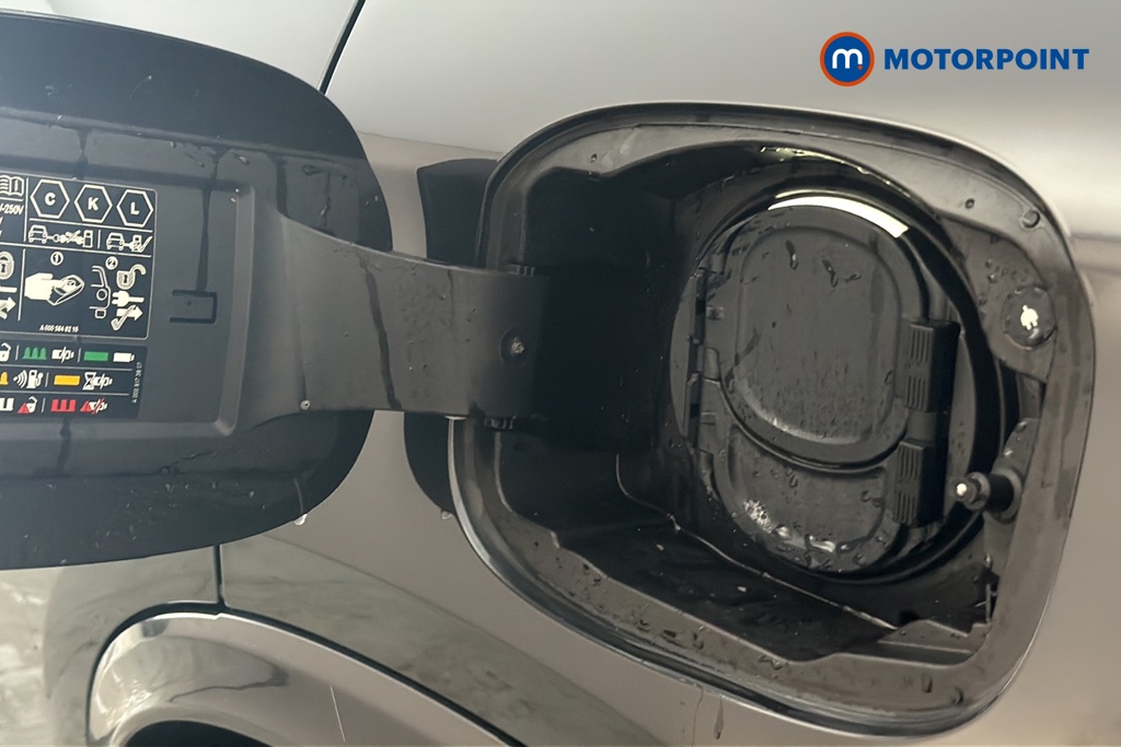 Mercedes-Benz GLC Urban Edition Automatic Petrol Plug-In Hybrid SUV - Stock Number (1692890) - 41st supplementary image
