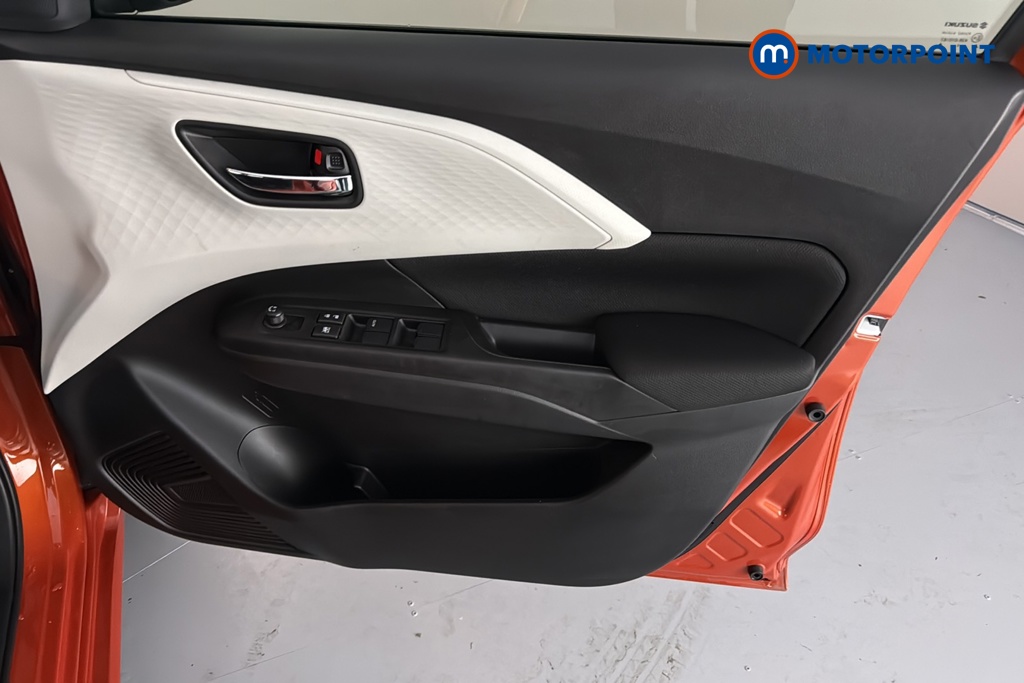 Suzuki Swift Motion Automatic Petrol Hatchback - Stock Number (1693110) - 18th supplementary image
