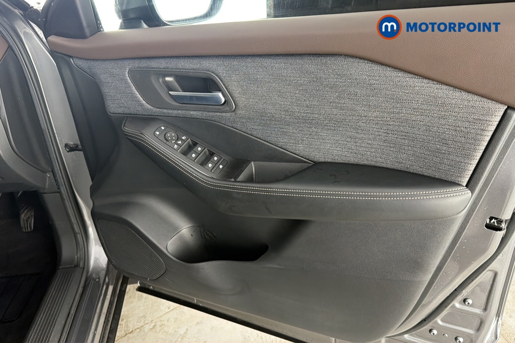 Nissan X-Trail N-Connecta Automatic Petrol-Electric Hybrid SUV - Stock Number (1693200) - 18th supplementary image