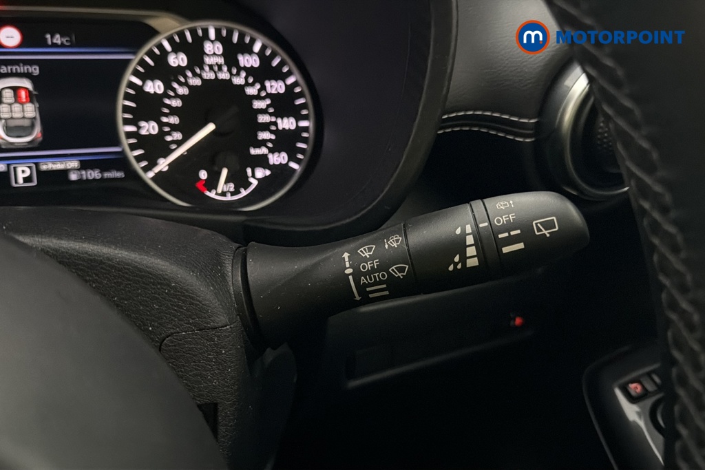 Nissan Juke N-Connecta Automatic Petrol-Electric Hybrid SUV - Stock Number (1693210) - 6th supplementary image
