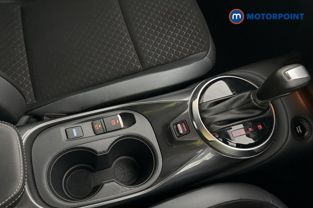 Nissan Juke N-Connecta Automatic Petrol-Electric Hybrid SUV - Stock Number (1693210) - 15th supplementary image