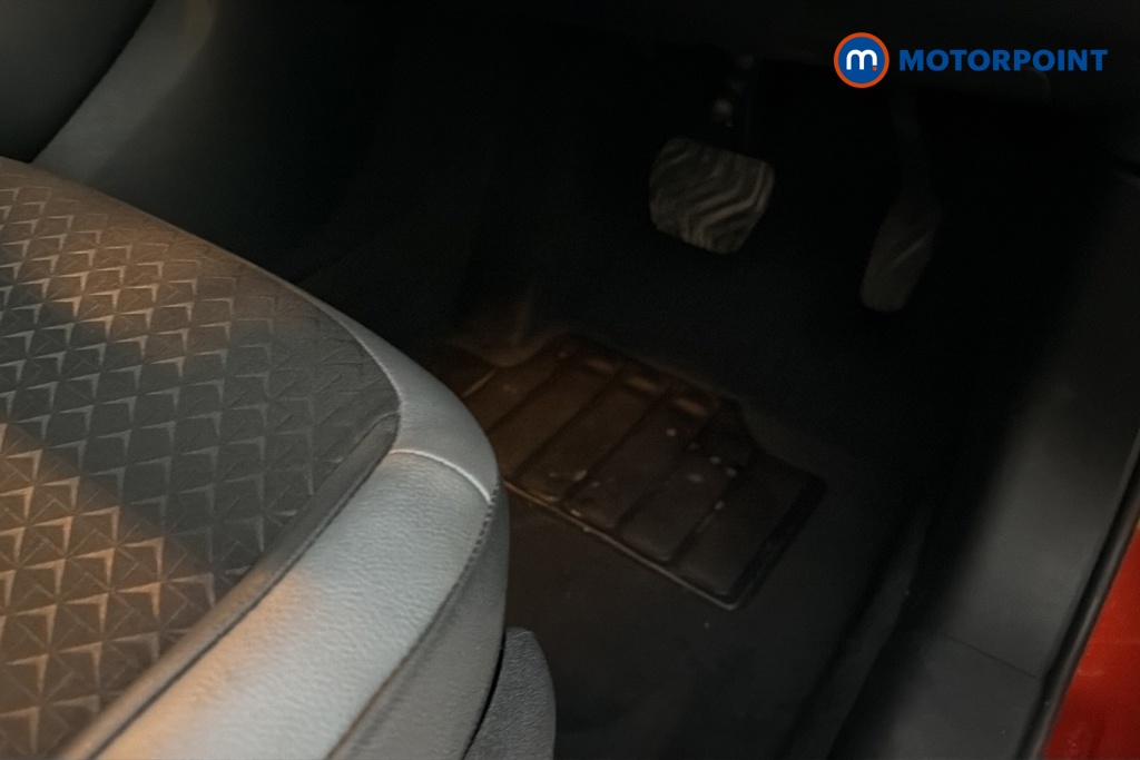 Nissan Juke N-Connecta Automatic Petrol-Electric Hybrid SUV - Stock Number (1693210) - 24th supplementary image