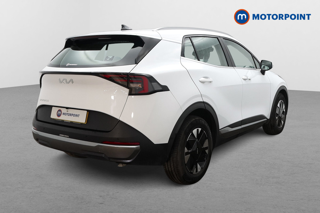 KIA Sportage Pure Manual Petrol SUV - Stock Number (1693211) - Drivers side rear corner