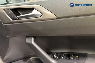 Volkswagen Polo Match Manual Petrol Hatchback - Stock Number (1694039) - 19th supplementary image