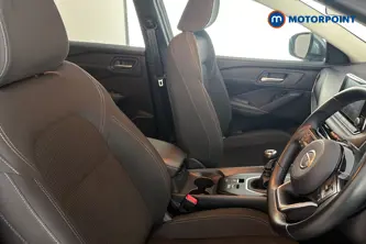 Nissan Qashqai Acenta Premium Manual Petrol SUV - Stock Number (1694256) - 22nd supplementary image