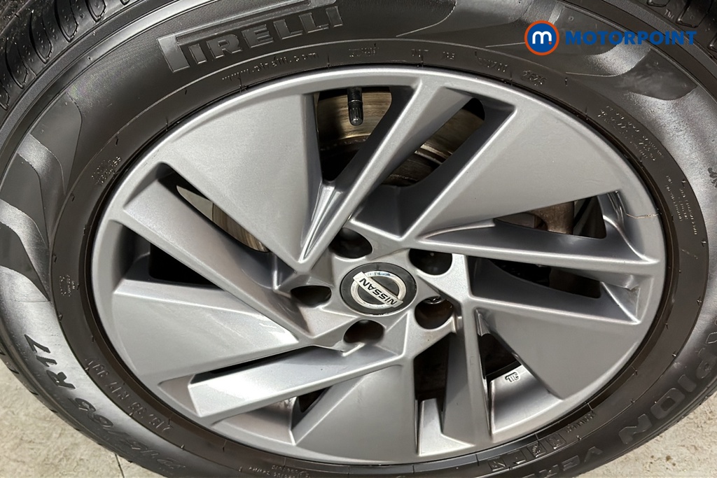 Nissan Qashqai Acenta Premium Manual Petrol SUV - Stock Number (1694256) - 44th supplementary image