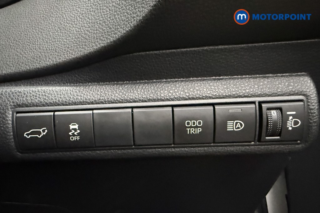 Toyota Corolla Design Automatic Petrol-Electric Hybrid Estate - Stock Number (1694321) - 17th supplementary image