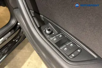 Audi A4 Technik Automatic Petrol Saloon - Stock Number (1694409) - 19th supplementary image
